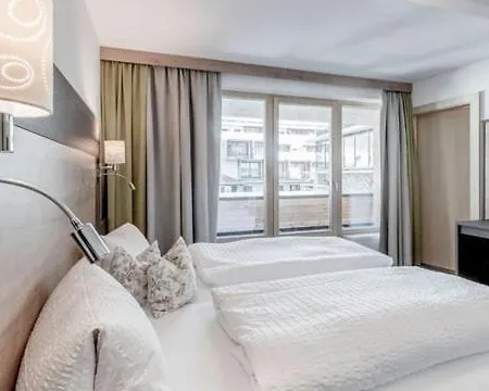 בית הארחה Haus Alpenblick אוברגורגל
